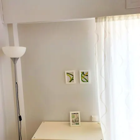 Central, Bright And Comfortable With Balcony * Atene